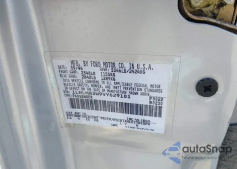 1997 Lincoln Town Car Cartier из США, поврежденный, VIN 1LNLM83W9VY629101